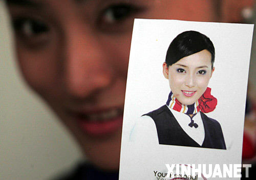 东航打造空姐“东方淑女”新形象 个人形象设计服务全面升级